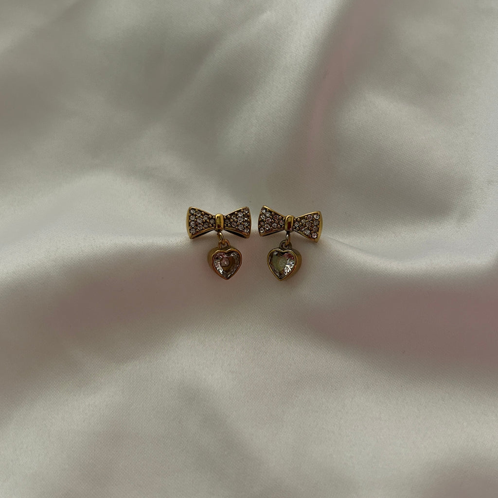 Lovelle Studs