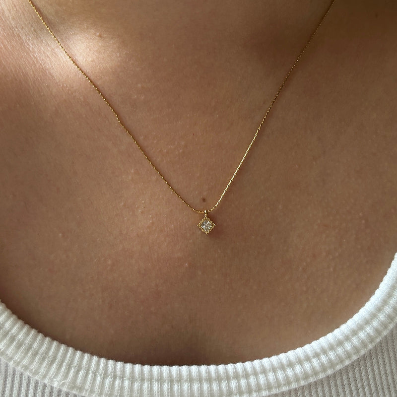 Clara Necklace