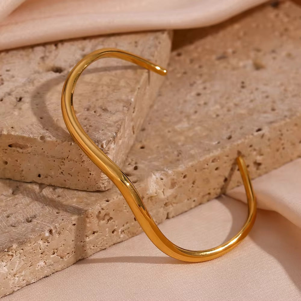 Wavy Cuff