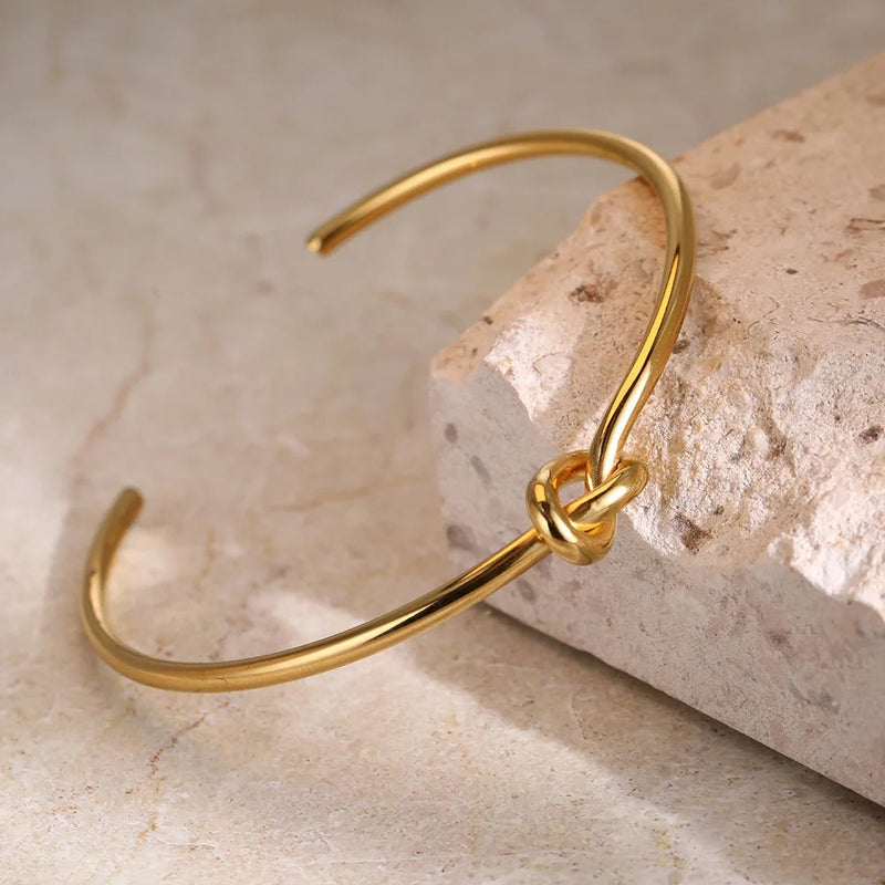 Knot Cuff