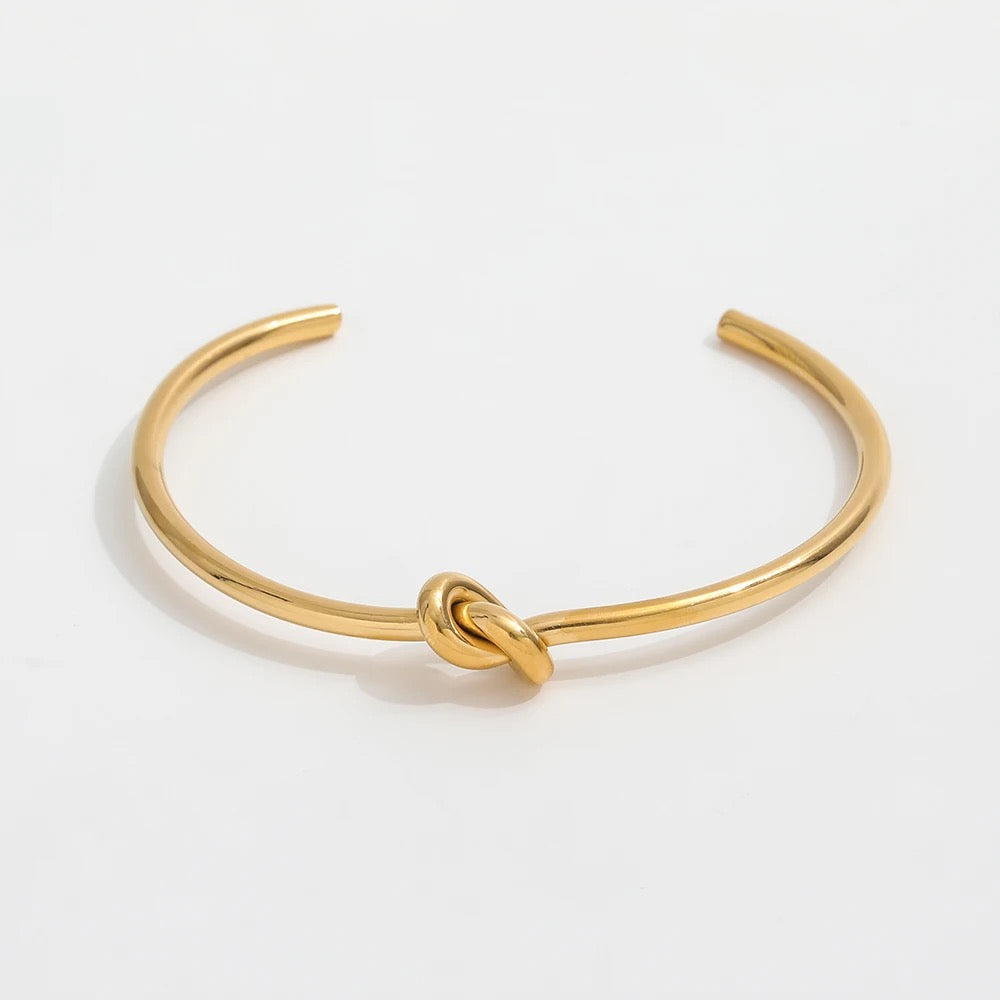 Knot Cuff