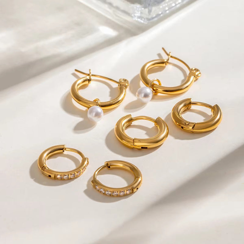 Pearl Trio Stack Earrings(SET OF 3)