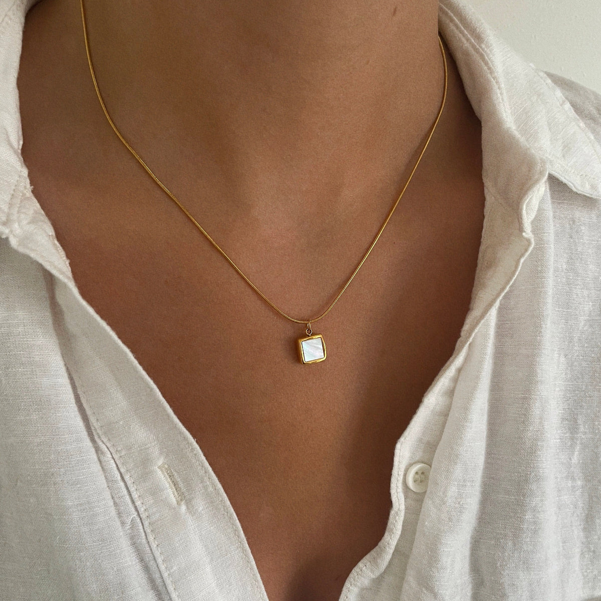 Clovicle Necklace