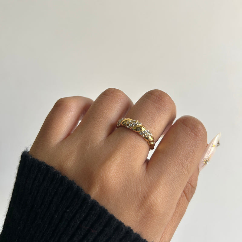 Sansa Ring