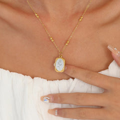 Rosette Necklace