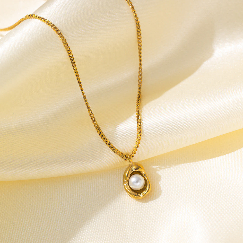 Pearl Necklace