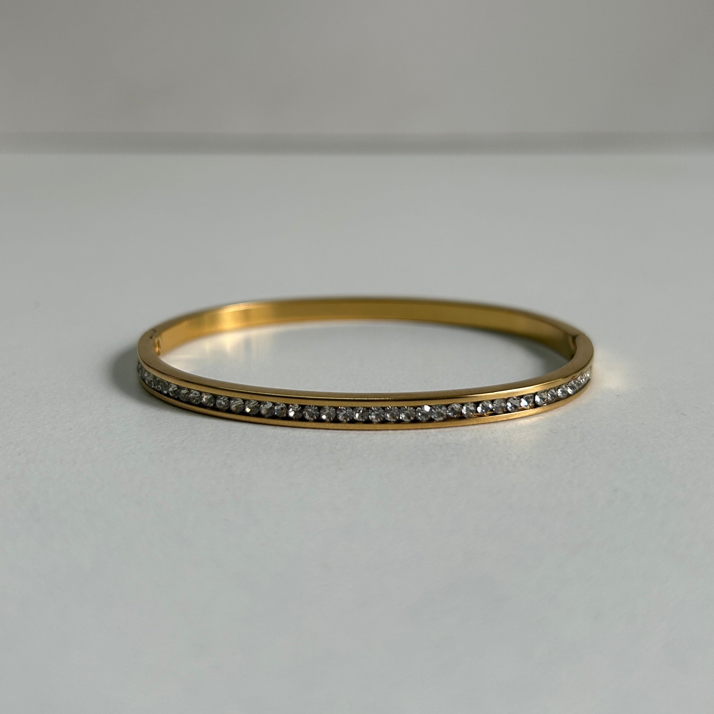 Crystal Line Band