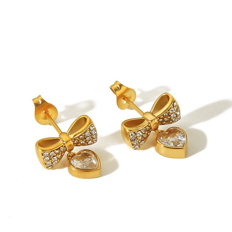 Lovelle Studs