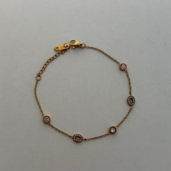 Elysia Dainty Bracelet
