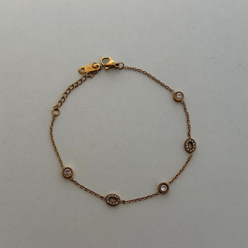 Elysia Dainty Bracelet