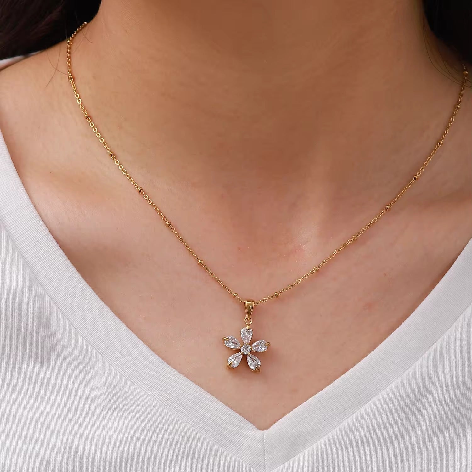Flora Necklace