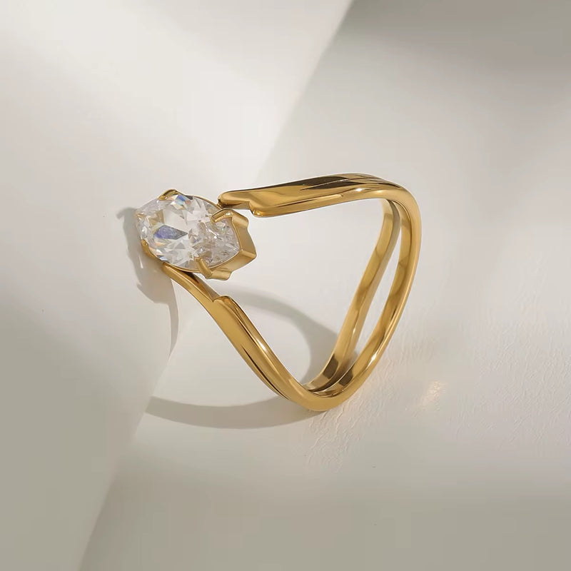 V-wing Ring