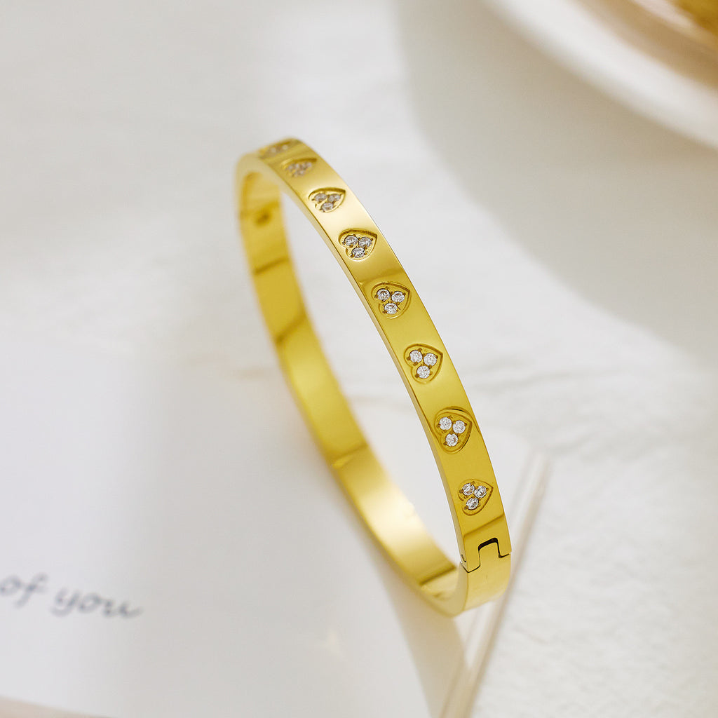 Love Heart Band